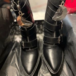 Killstar sorceress boots new in box